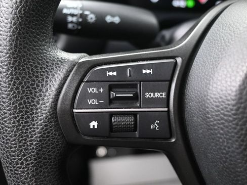 Used 2023 Honda HR-V LX image 23