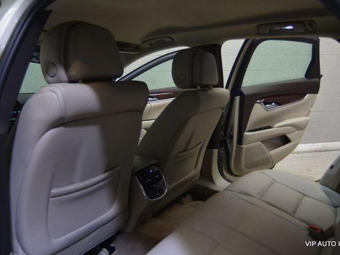 Used 2013 Cadillac XTS Luxury w/ Driver Awareness Package image 20