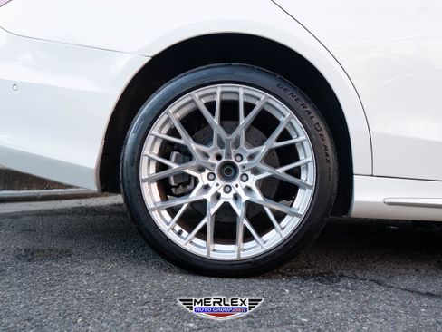 Used 2017 Mercedes-Benz S 550 Sedan image 11