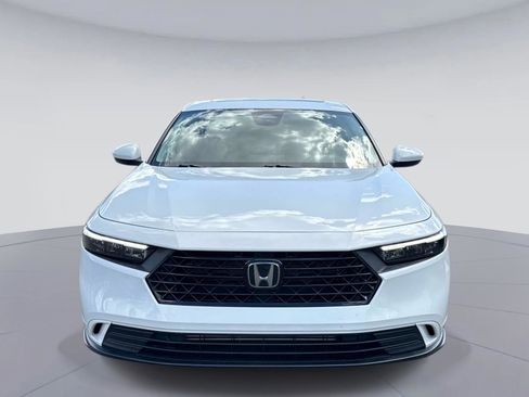 Certified 2024 Honda Accord EX image 9
