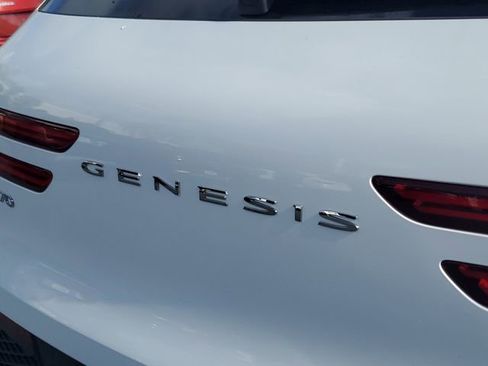 Used 2025 Genesis GV70 2.5T AWD/4WD image 8