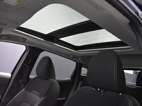 New 2025 Nissan Kicks SV w/ SV Premium Package image 17