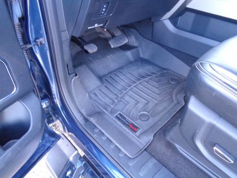 Used 2017 Ford F250 Lariat w/ Lariat Value Package image 49