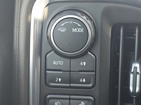 Used 2021 Chevrolet Silverado 1500 LTZ AWD/4WD image 9