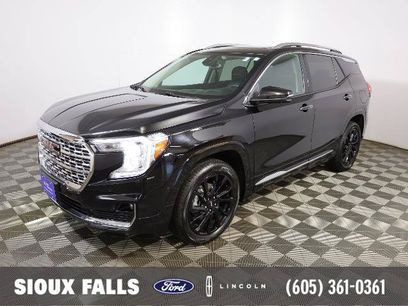 Used 2024 GMC Terrain Denali w/ Denali Premium Package