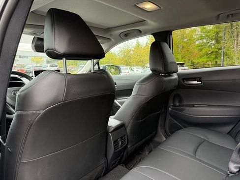 Used 2026 Toyota Corolla Cross XLE w/ Convenience Package AWD/4WD image 17