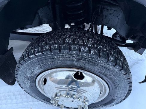 Used 2018 Ford F550 4x4 Regular Cab Super Duty image 12