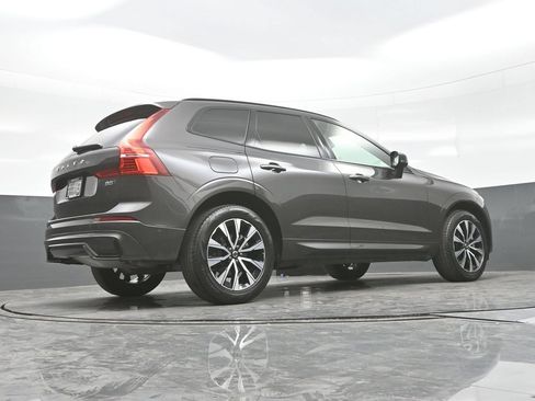 Used 2024 Volvo XC60 B5 Plus AWD/4WD image 26