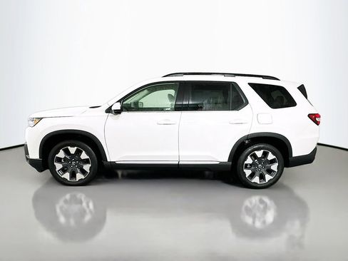 New 2026 Honda Pilot Touring image 8
