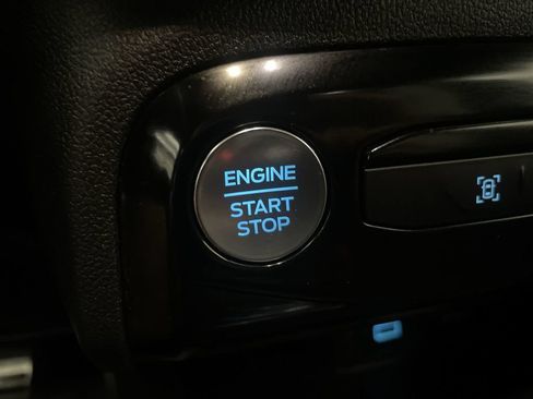 Used 2023 Ford Escape ST-Line w/ Tech Pack #1 AWD/4WD image 11