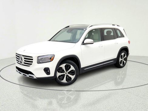 New 2026 Mercedes-Benz GLB 250 image 1
