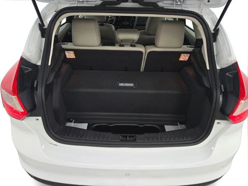 Used 2014 Ford Focus Electric Hatchback image 11