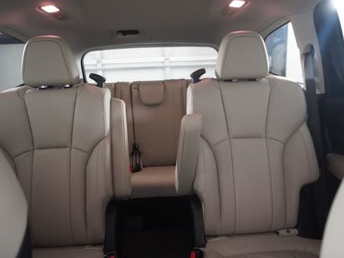 Certified 2022 Subaru Ascent Limited AWD/4WD image 31