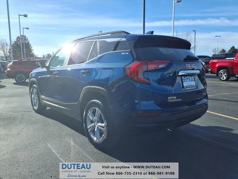 Used 2021 GMC Terrain SLE w/ Driver Convenience Package image 5