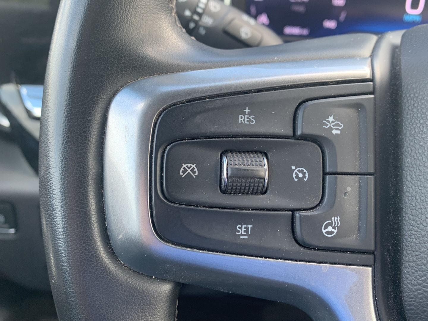 Used 2024 Chevrolet Silverado 1500 LT AWD/4WD image 11