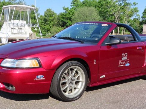Used 1999 Ford Mustang Cobra RWD image 7