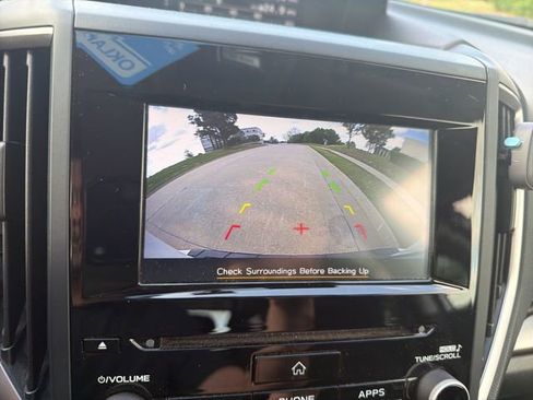 Used 2023 Subaru Forester Premium image 19