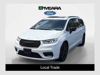 Used 2025 Chrysler Pacifica Limited FWD video 1