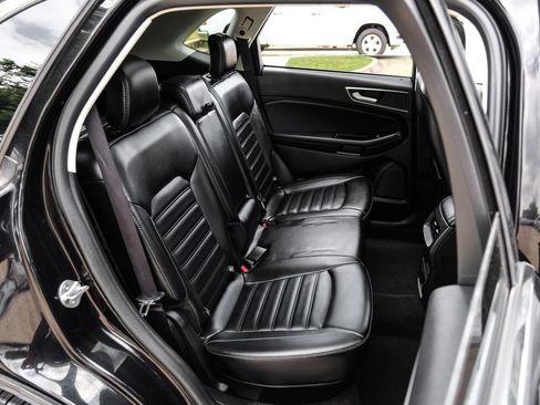 Used 2020 Ford Edge SEL w/ Convenience Package FWD image 35