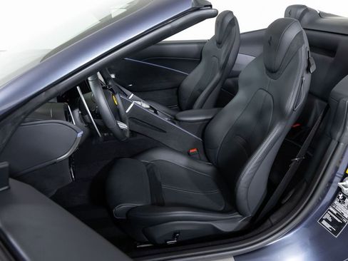 Used 2024 Ferrari Roma Spider image 5