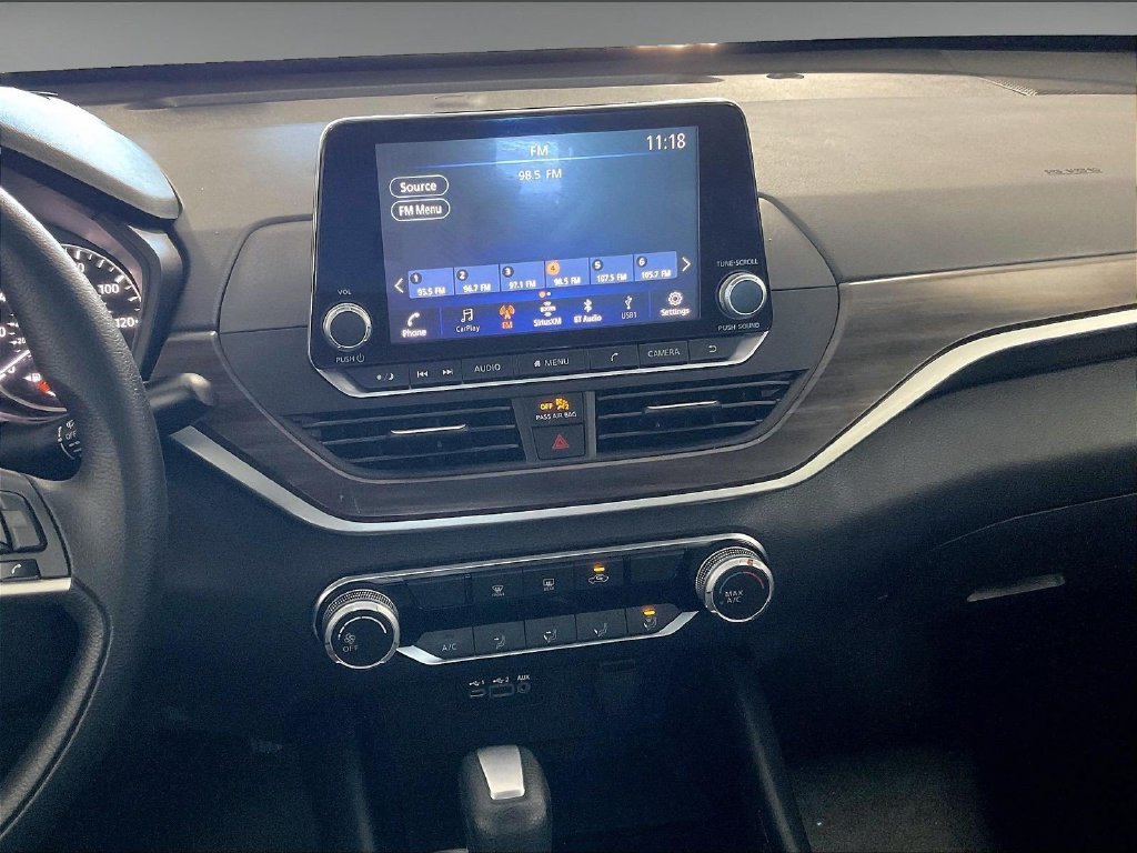 Certified 2024 Nissan Altima 2.5 SV FWD image 18