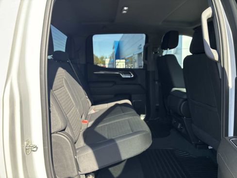 Certified 2024 Chevrolet Silverado 1500 LT image 27