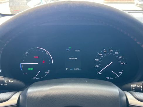 Used 2023 Toyota Sienna XSE w/ XSE Plus Package image 27