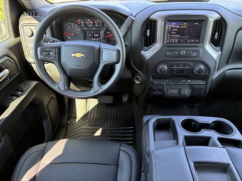 Used 2025 Chevrolet Silverado 2500 Custom AWD/4WD image 20