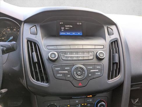 Used 2018 Ford Focus SE image 10