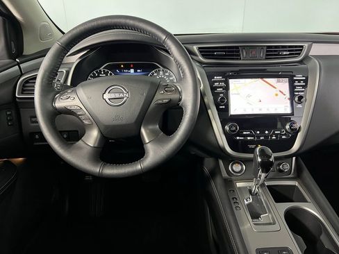 Used 2024 Nissan Murano SL image 12