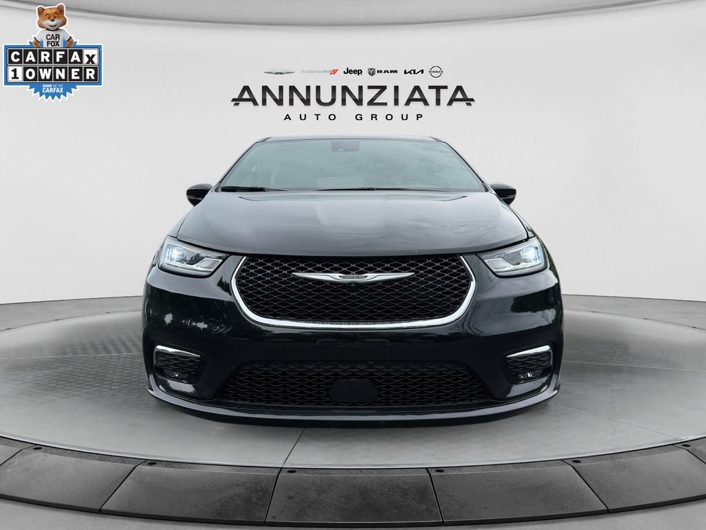 Used 2025 Chrysler Pacifica Select FWD image 8