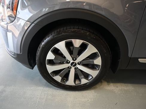 Used 2022 Kia Telluride S AWD/4WD image 34