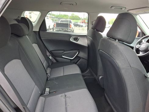 Used 2023 Kia Soul LX w/ Option Group 015 FWD image 15