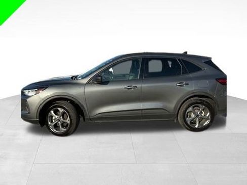 Used 2025 Ford Escape ST-Line image 3