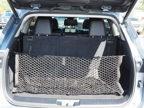 Used 2023 Toyota Highlander Limited AWD/4WD image 18