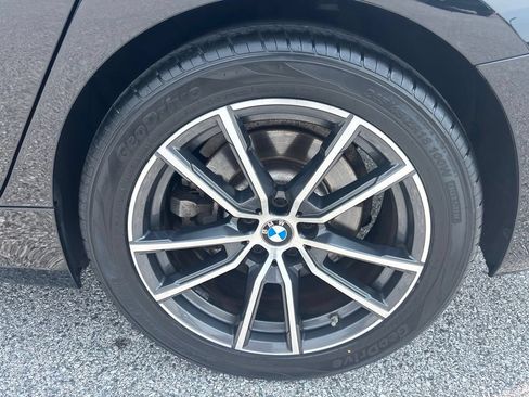 Used 2021 BMW 330i xDrive Sedan w/ Convenience Package AWD/4WD image 13