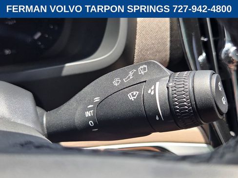 New 2026 Volvo XC90 B6 Plus w/ Protection Package Premier AWD/4WD image 32