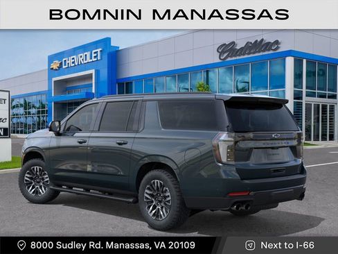 New 2026 Chevrolet Suburban Z71 image 3