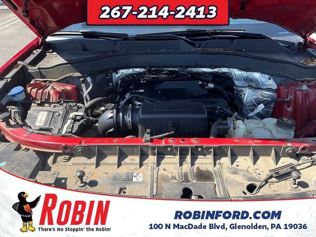 Used 2020 Ford Explorer XLT w/ Equipment Group 202A AWD/4WD image 30