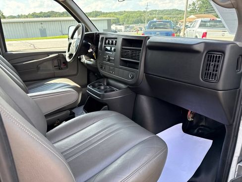 Used 2014 Chevrolet Express 1500 RWD image 34