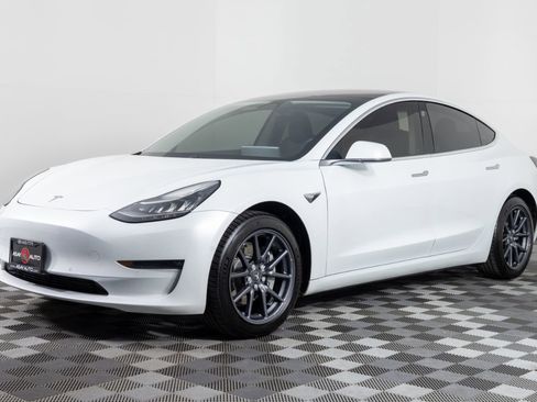 Used 2018 Tesla Model 3 Long Range image 1