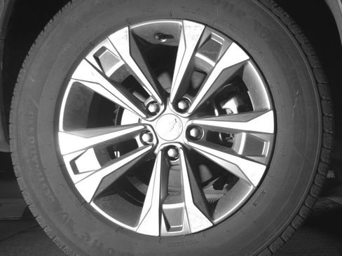 Used 2025 Chevrolet Equinox LT image 15