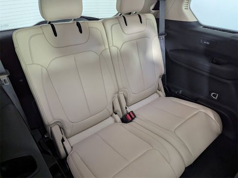 Certified 2021 Jeep Grand Cherokee L Limited image 32