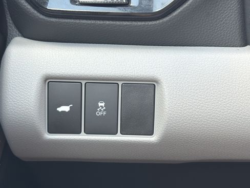 Used 2025 Honda Pilot EX-L image 13