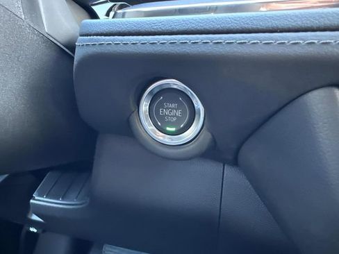 New 2026 Chevrolet Suburban LT w/ Comfort Package AWD/4WD image 35