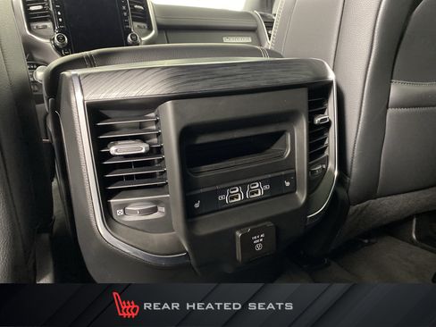 Used 2024 RAM 1500 Laramie AWD/4WD image 34