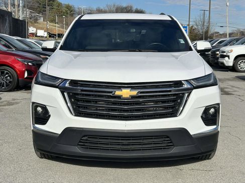 Used 2023 Chevrolet Traverse LT image 8