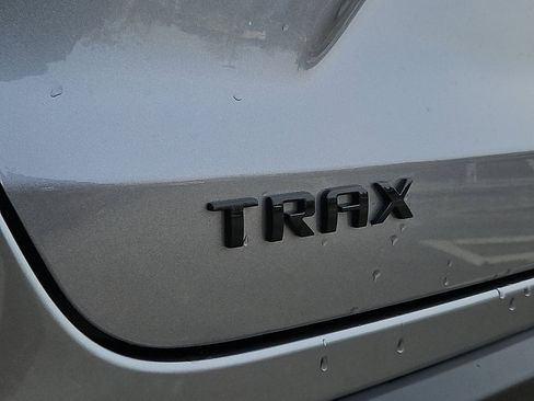 Used 2025 Chevrolet Trax RS w/ Driver Confidence Package image 29