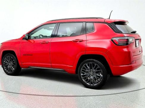 Used 2022 Jeep Compass Limited w/ (RED) Package AWD/4WD image 7