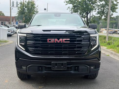 Used 2023 GMC Sierra 1500 Elevation AWD/4WD image 9